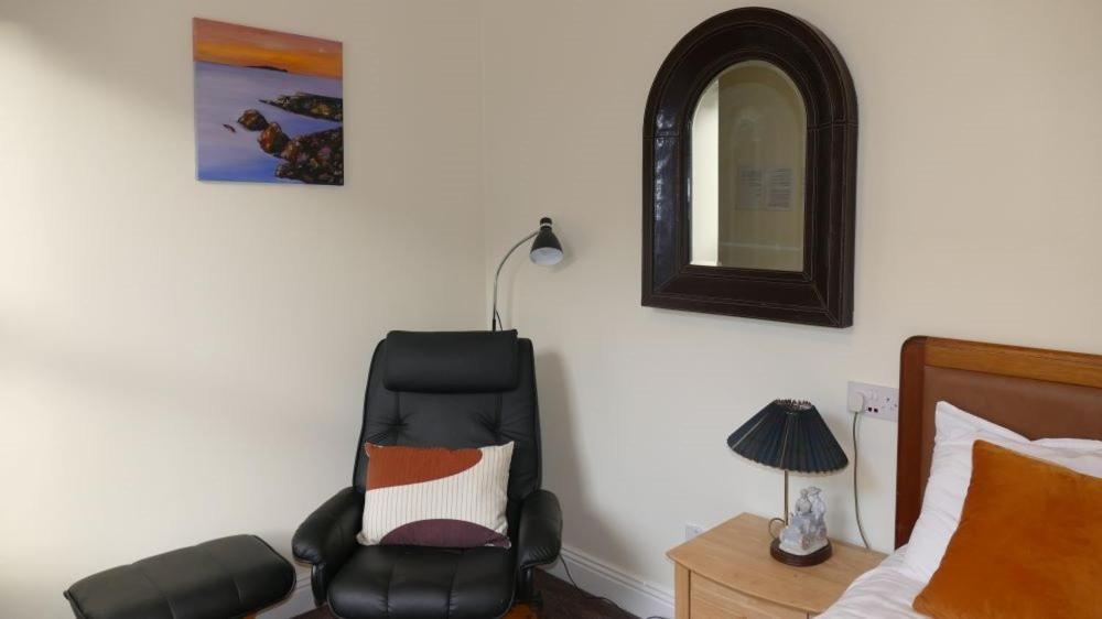 Avonmore House Guest Accommodation ยอล ภายนอก รูปภาพ
