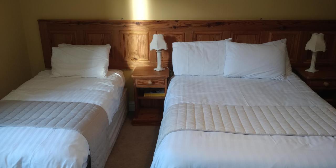Avonmore House Guest Accommodation ยอล ภายนอก รูปภาพ