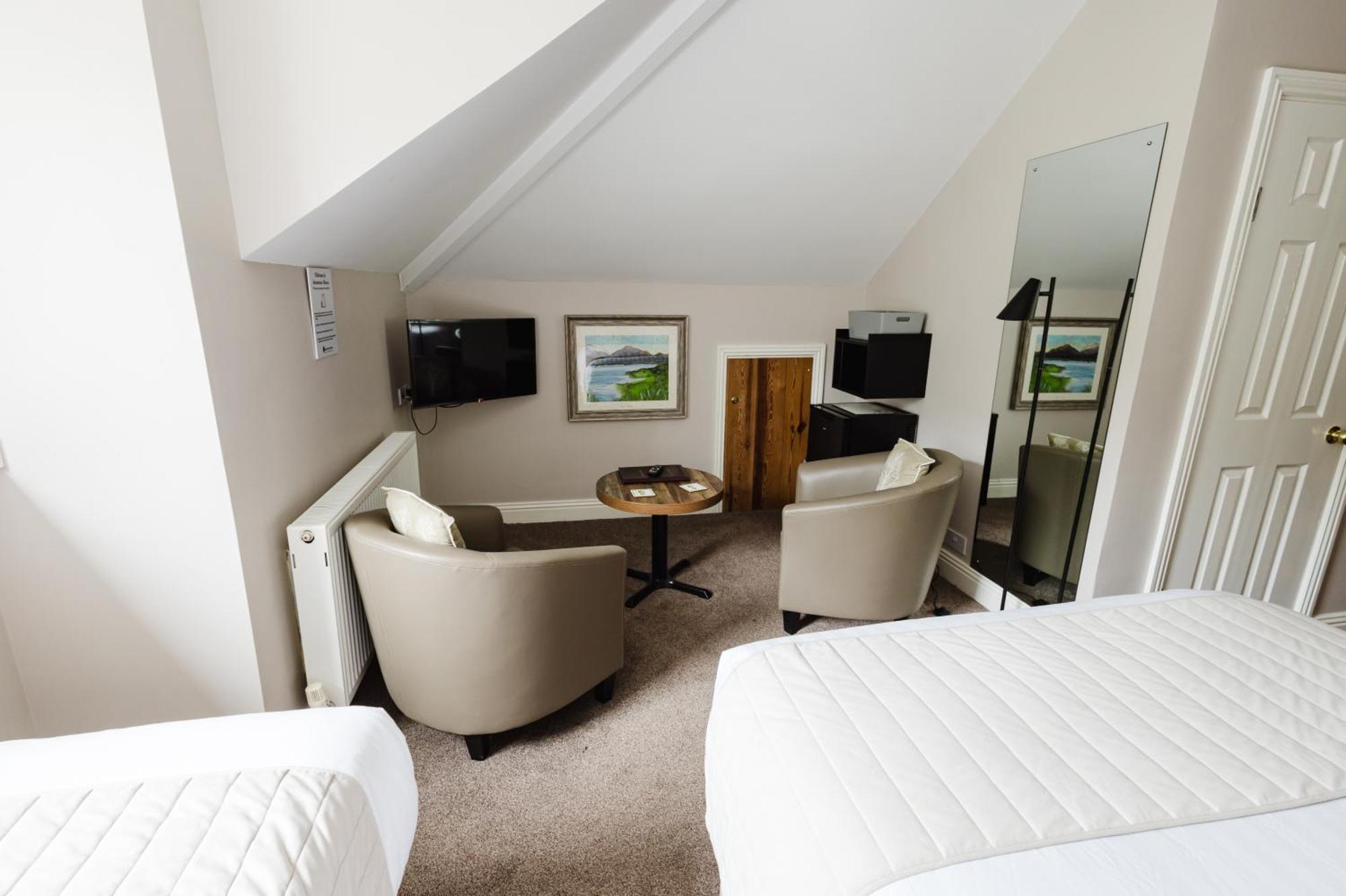 Avonmore House Guest Accommodation ยอล ภายนอก รูปภาพ