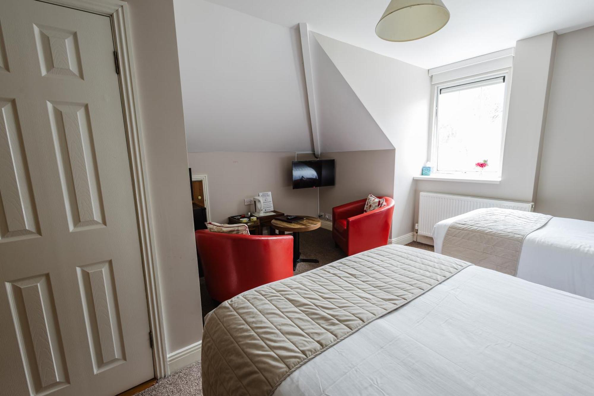 Avonmore House Guest Accommodation ยอล ภายนอก รูปภาพ